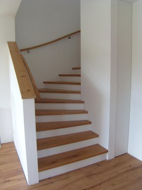 Treppe Holz | Huemer Gramastetten