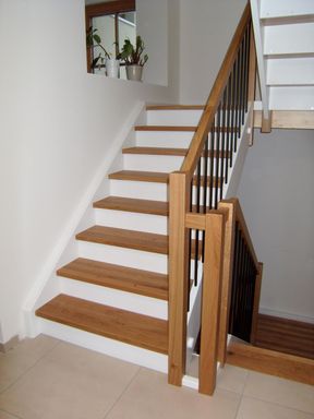 Treppe Holz | Huemer Gramastetten