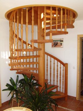 Treppe Holz | Huemer Gramastetten