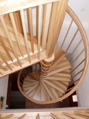 Spindeltreppe Holz | Huemer Gramastetten